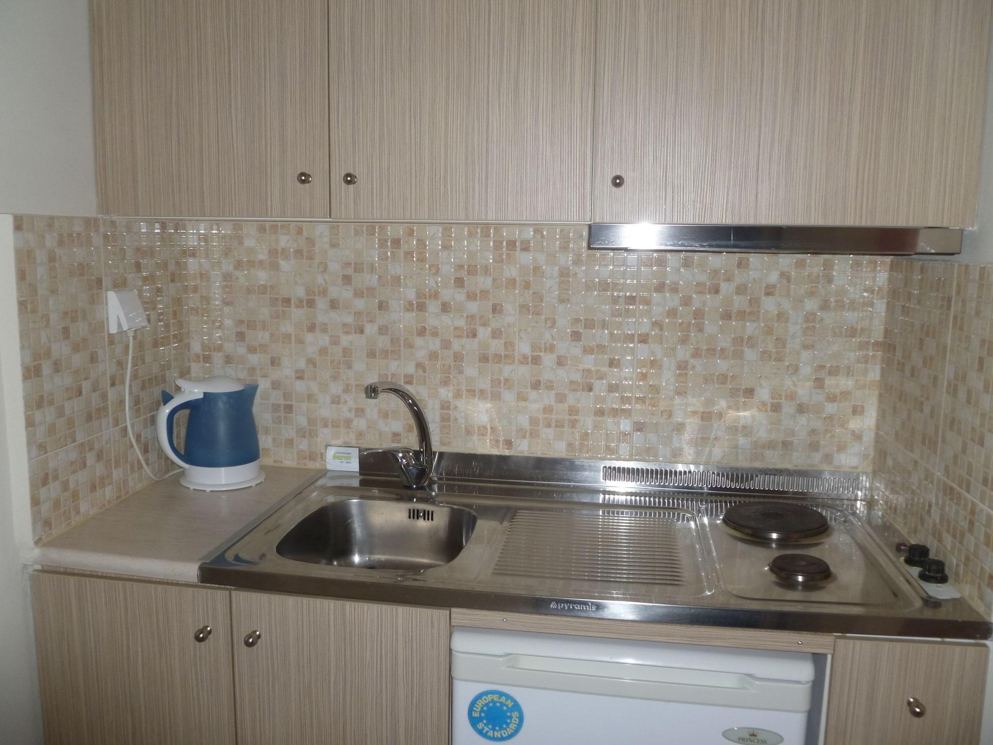 Costas & Chrysoula Aparthotel Плакиас Екстериор снимка
