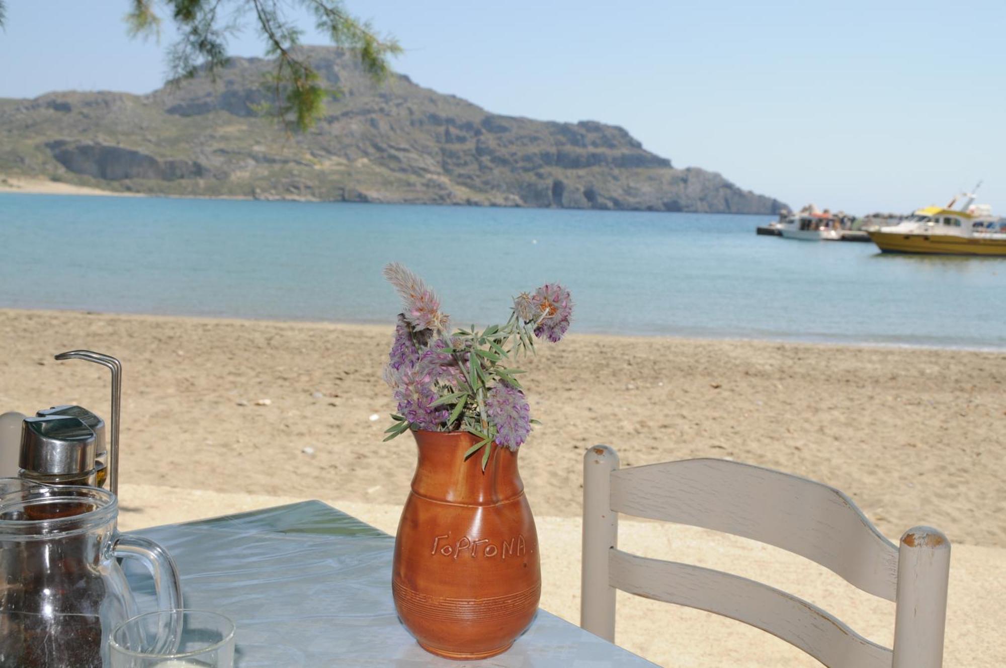 Costas & Chrysoula Aparthotel Плакиас Екстериор снимка